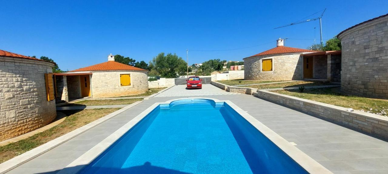 Apartmani Belavic - Kazuni Peruski ภายนอก รูปภาพ