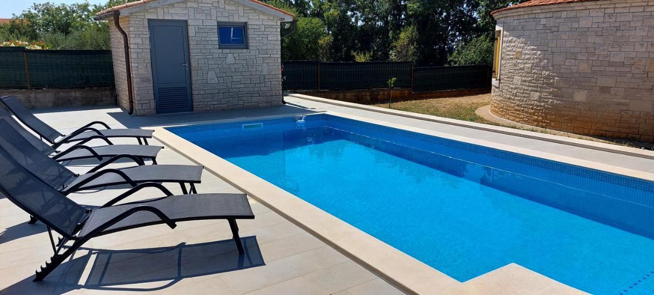 Apartmani Belavic - Kazuni Peruski ภายนอก รูปภาพ