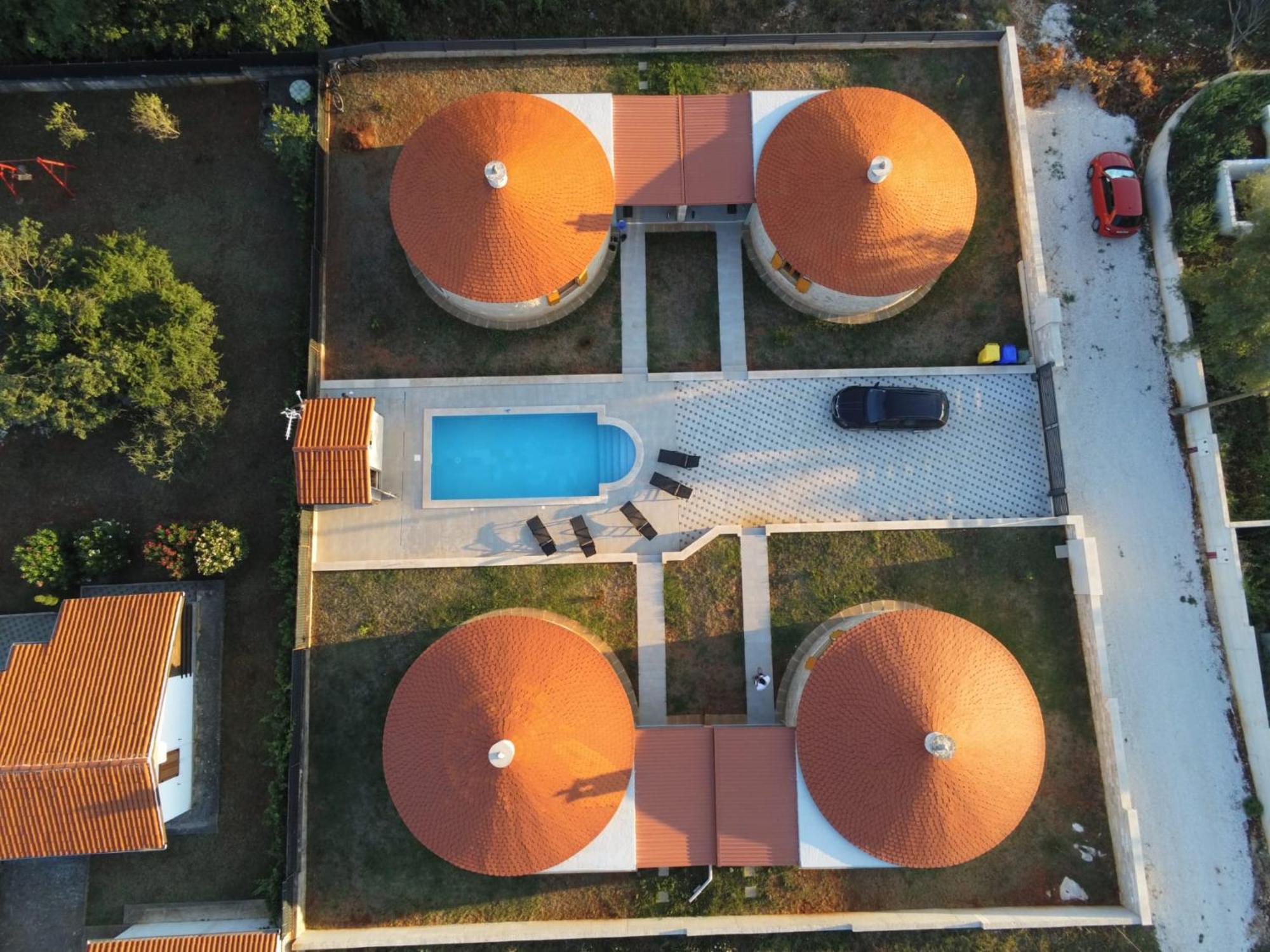 Apartmani Belavic - Kazuni Peruski ภายนอก รูปภาพ