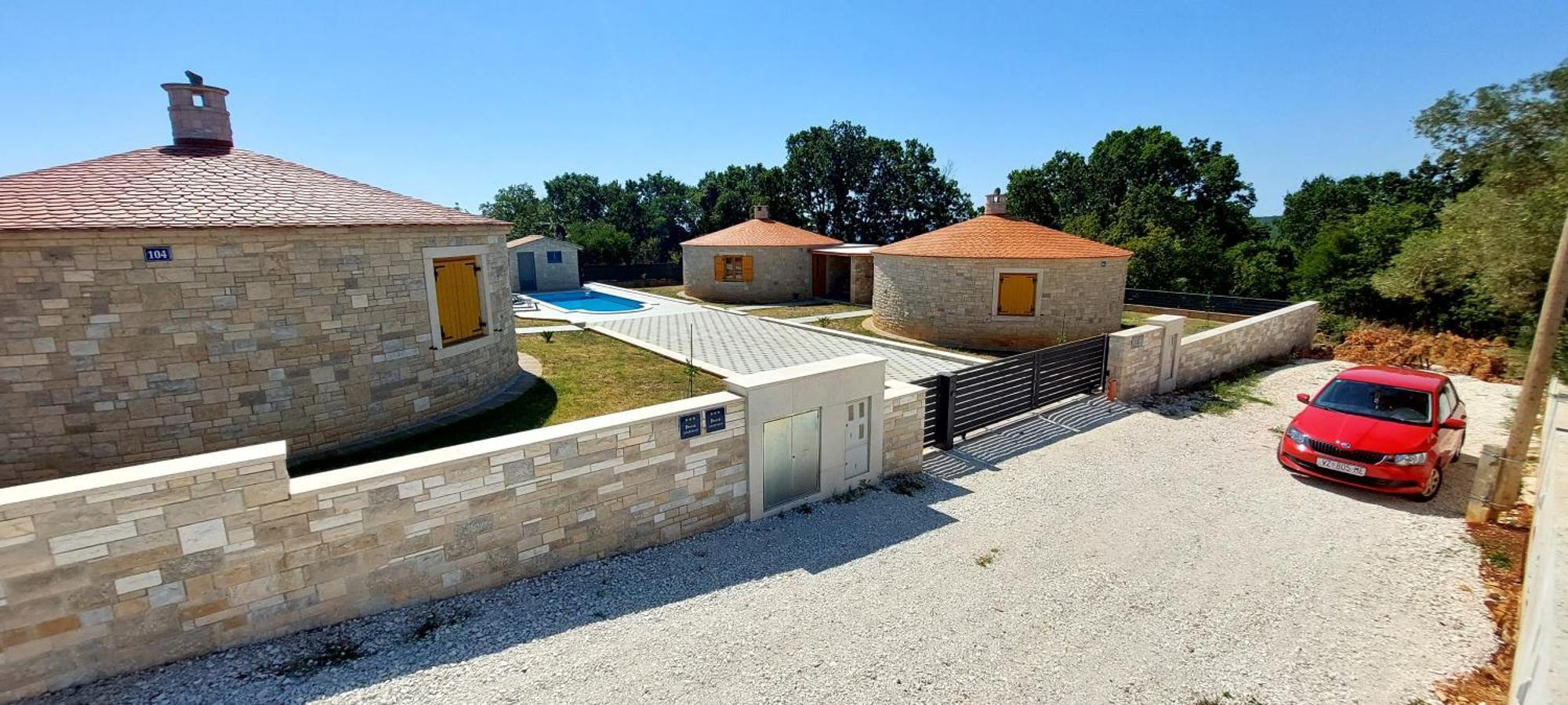 Apartmani Belavic - Kazuni Peruski ภายนอก รูปภาพ